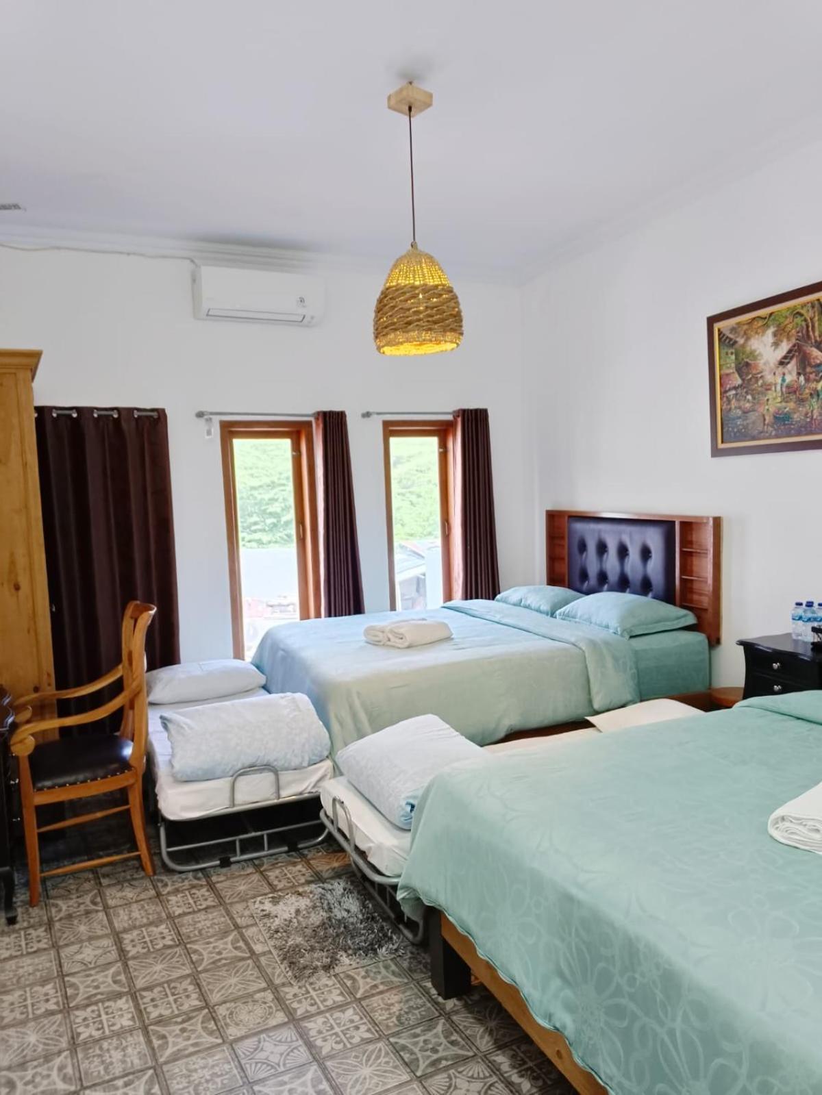 Limolas Homestay